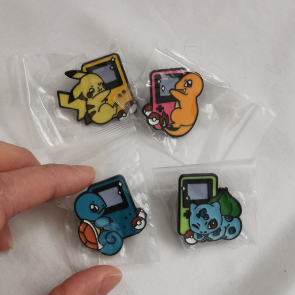 Pokemon Gameboy Enamel Pin Set - Picture 2 of 3
